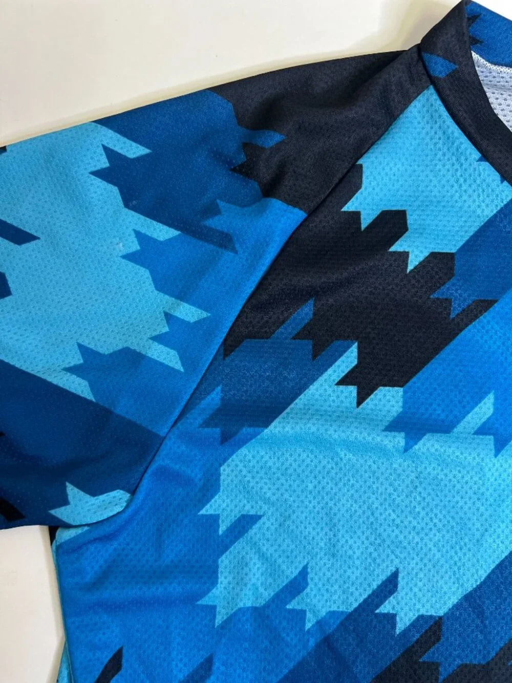 Twin Six M. Trail Jersey Genesis Crypsis Tech Tee Blue/Black - Size Medium